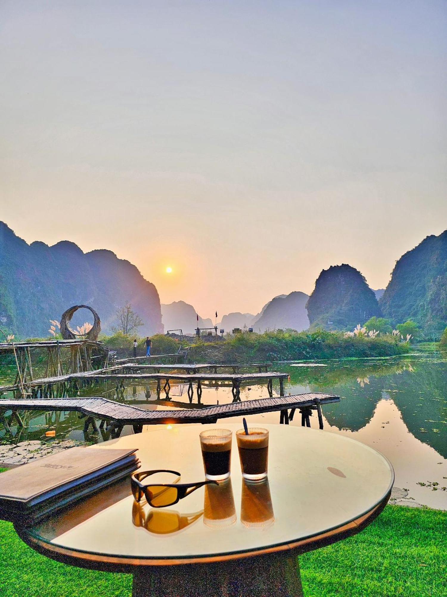 Quoc Khanh Bamboo Homestay Ниньбинь Экстерьер фото